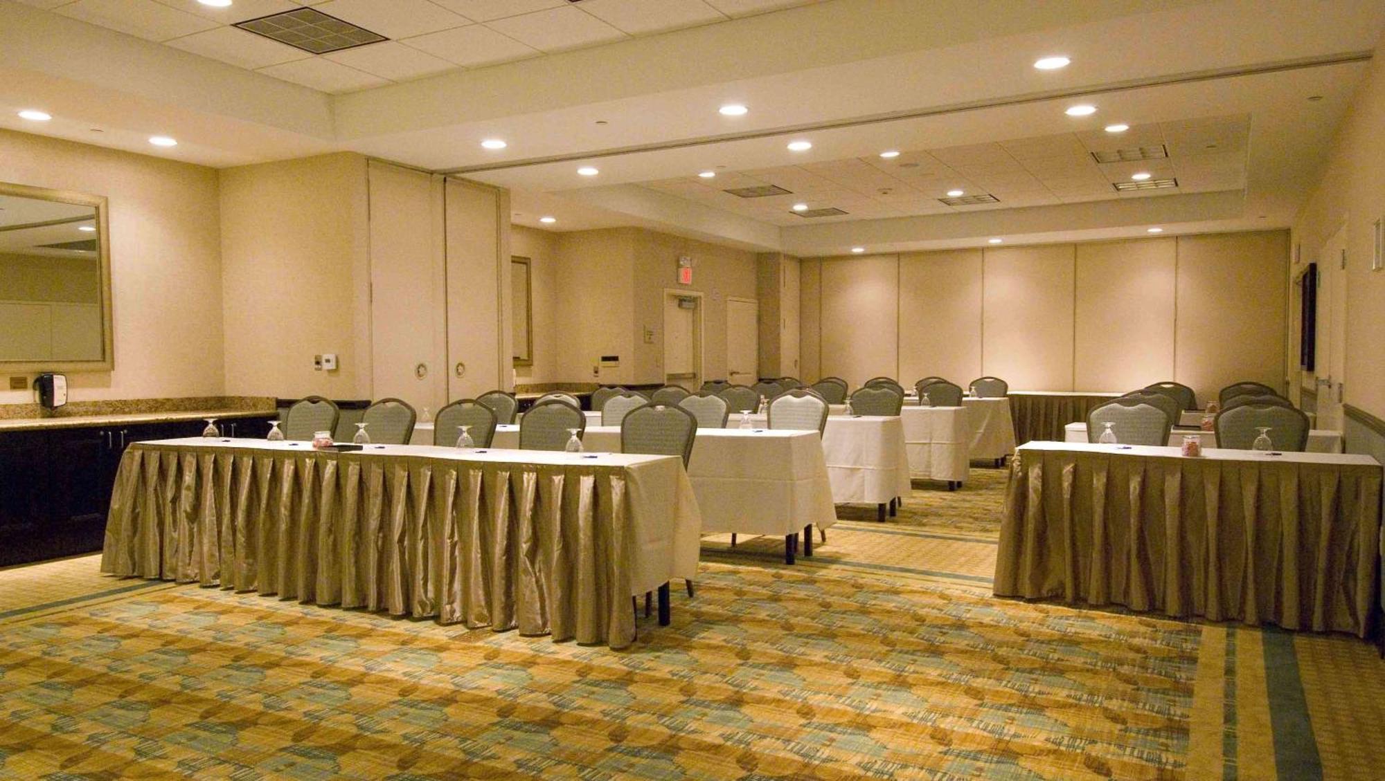 Hilton Garden Inn Durham Southpoint Buitenkant foto